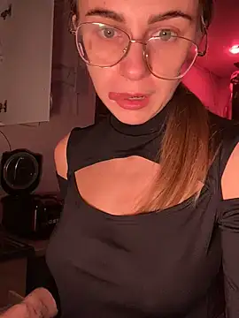 Snapshot of GraceTorrez chatting on 12-19-24, 12:56 GraceTorrez online show from 12-19-24, 12:56