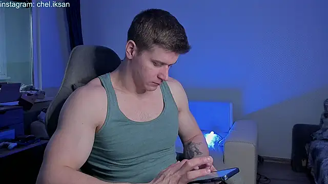 Snapshot of Bruno_Banani chatting on 12-22-24, 01:22 Bruno Banani online show from 12-22-24, 01:22