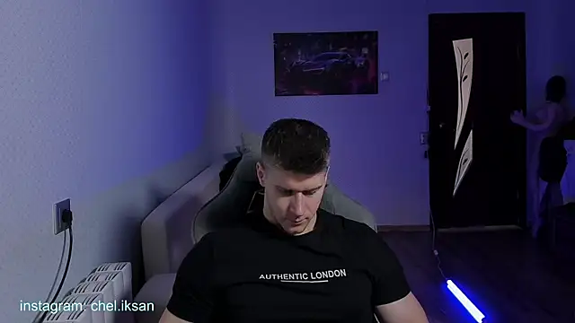 Snapshot of Bruno_Banani chatting on 03-20-25, 02:10 Bruno Banani online show from 03-20-25, 02:10