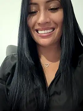 Sara luna  online show from 12-05-25, 08:16