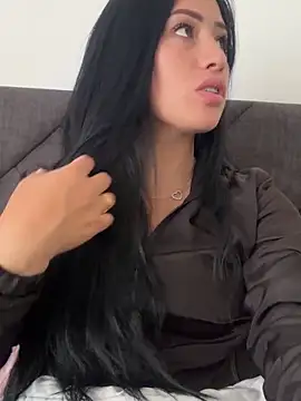 Sara luna  online show from 03-05-26, 04:25