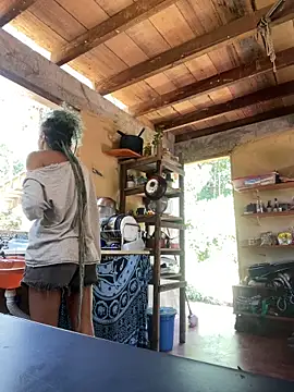 Snapshot of sammoura01 chatting on 09-24-25, 03:15 sammoura01 online show from 09-24-25, 03:15