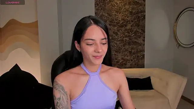 HannahJamesX online show from 01-18-25, 06:53