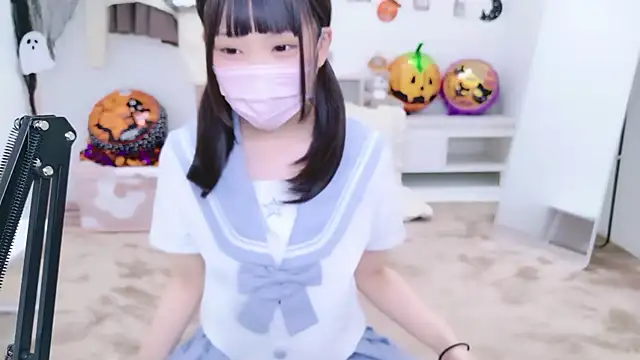 x-naru-x online show from 10-27-25, 04:00