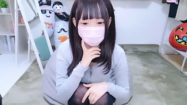 x-naru-x online show from 10-28-25, 02:09