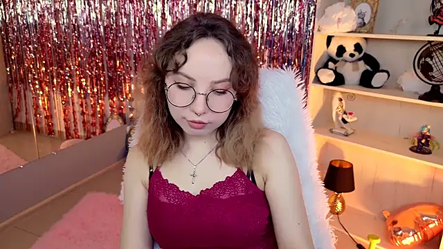 Snapshot of JasmineMilko chatting on 04-20-26, 05:10 JasmineMilko online show from 04-20-26, 05:10