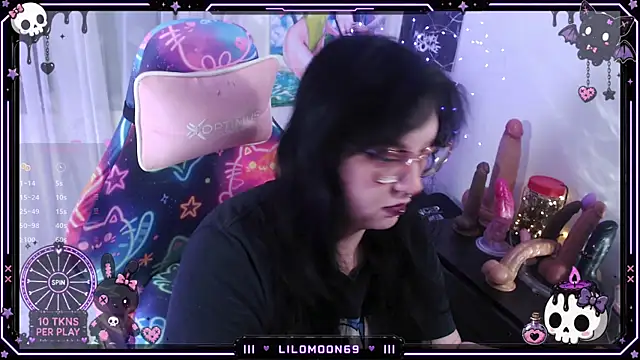 Snapshot of LiloMoon69 chatting on 06-21-26, 07:55 LiloMoon69 online show from 06-21-26, 07:55