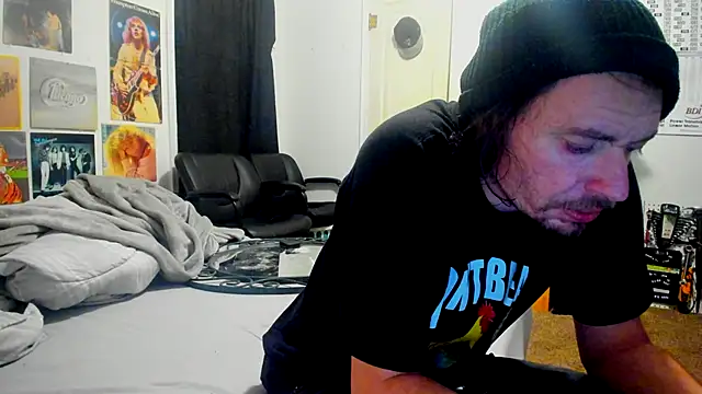 Snapshot of cloudyystar666 chatting on 11-26-25, 09:43 cloudyystar666 online show from 11-26-25, 09:43