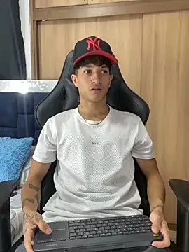  CamiloBass online show from 03-01-26, 01:18