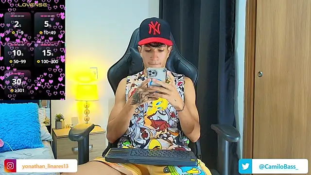  CamiloBass online show from 04-05-26, 07:22