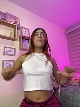 Snapshot of soy_sarah_ chatting on 02-25-25, 05:30 soy sarah online show from 02-25-25, 05:30