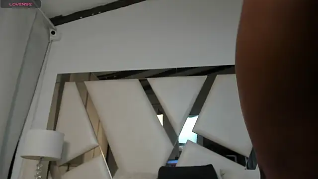 OliviaBurning online show from 02-12-26, 07:31