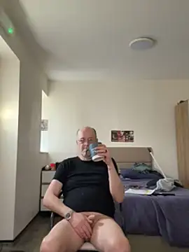 Cockhardhelp online show from 03-13-25, 04:01