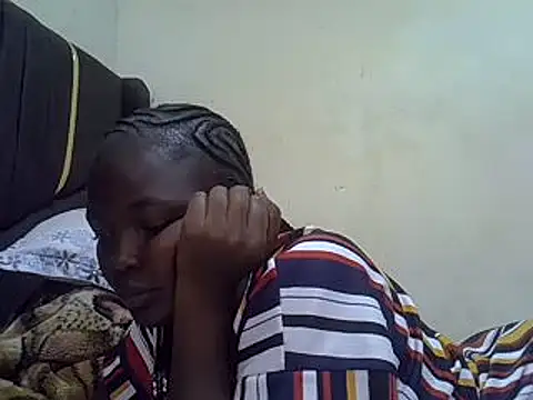 Snapshot of pretty_vivy chatting on 03-02-25, 08:59 pretty vivy online show from 03-02-25, 08:59