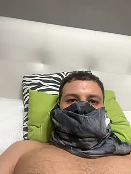 Snapshot of yayaya55598 chatting on 01-10-25, 08:48 yayaya55598 online show from 01-10-25, 08:48