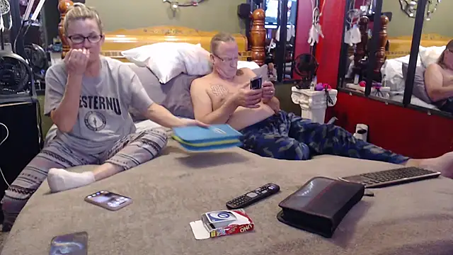 smallandyummy online show from 11-30-25, 07:45