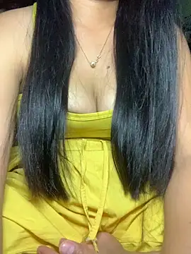 Snapshot of Zeni_fer chatting on 10-18-25, 05:35 Zeni fer online show from 10-18-25, 05:35