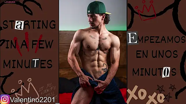 Snapshot of Valentino_Xander chatting on 07-23-26, 01:58 Valentino Xander online show from 07-23-26, 01:58