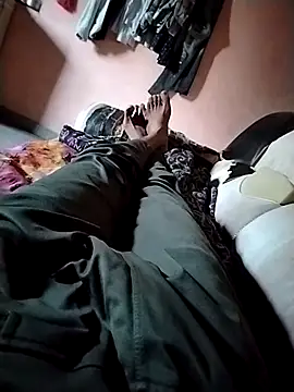 Snapshot of broo245 chatting on 01-09-25, 10:41 broo245 online show from 01-09-25, 10:41