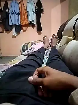 Snapshot of broo245 chatting on 01-30-25, 03:40 broo245 online show from 01-30-25, 03:40