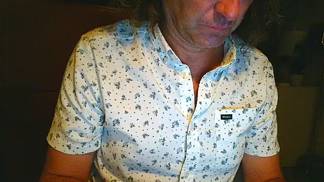 Snapshot of costanza7070 chatting on 04-19-26, 08:02 costanza7070 online show from 04-19-26, 08:02