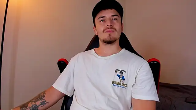 james connor2 online show from 03-07-25, 06:43