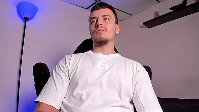 james connor2 online show from 03-28-26, 06:51