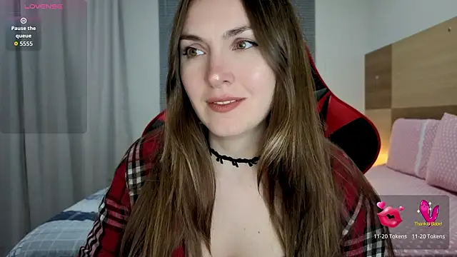 Snapshot of Naughty_Annn chatting on 07-05-26, 02:51 Naughty Annn online show from 07-05-26, 02:51