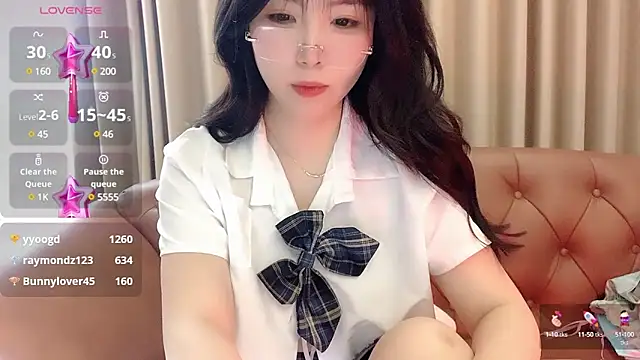 NickiBloom online show from 02-17-25, 06:20
