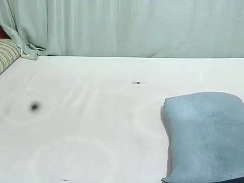 slender sweet online show from 02-25-25, 10:37