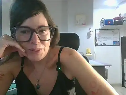 Calentandote online show from 04-16-26, 10:49