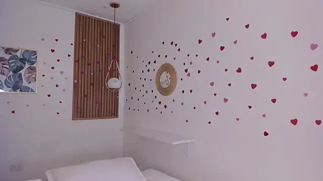 TiffanyWright online show from 02-20-26, 01:33