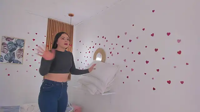 TiffanyWright online show from 02-22-26, 01:31