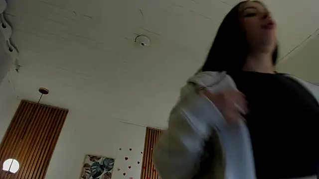 TiffanyWright online show from 04-11-26, 02:38