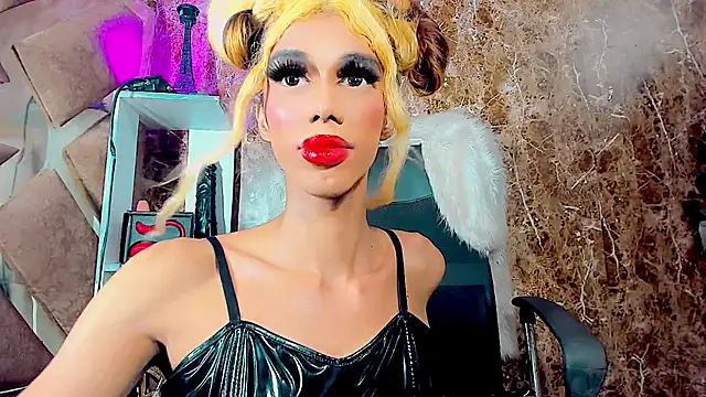 Snapshot of dirtycock2002 chatting on 09-30-25, 06:40 dirtycock2002 online show from 09-30-25, 06:40