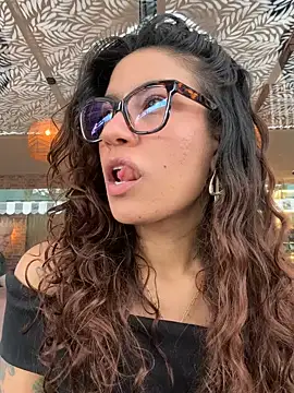 Snapshot of ValeriEvan chatting on 09-17-25, 08:10 ValeriEvan online show from 09-17-25, 08:10