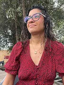 Snapshot of ValeriEvan chatting on 11-06-25, 08:21 ValeriEvan online show from 11-06-25, 08:21