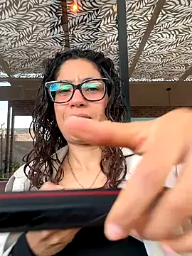 Snapshot of ValeriEvan chatting on 11-10-25, 08:30 ValeriEvan online show from 11-10-25, 08:30