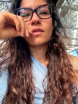 Snapshot of ValeriEvan chatting on 11-18-25, 08:13 ValeriEvan online show from 11-18-25, 08:13