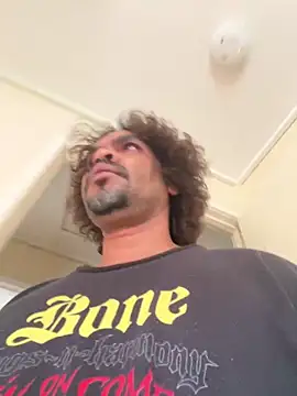Wazz Handsome online show from 05-25-26, 04:07