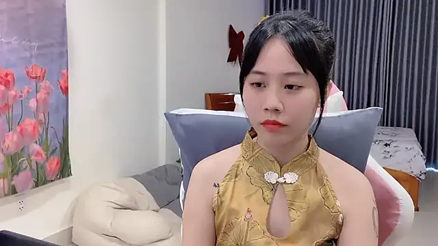 Snapshot of -rosiie- chatting on 03-21-25, 03:55 -rosiie- online show from 03-21-25, 03:55