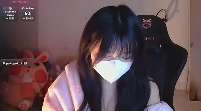 Snapshot of TimmyZi chatting on 01-15-25, 09:35 TimmyZi online show from 01-15-25, 09:35