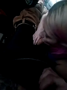 Snapshot of Throats chatting on 12-07-24, 09:00 Throats online show from 12-07-24, 09:00