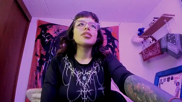 Lucyfx666 online show from 06-25-26, 06:40