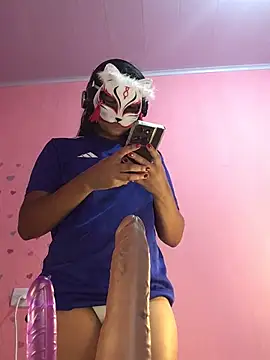 Snapshot of Flor467 chatting on 02-19-26, 02:02 Flor467 online show from 02-19-26, 02:02