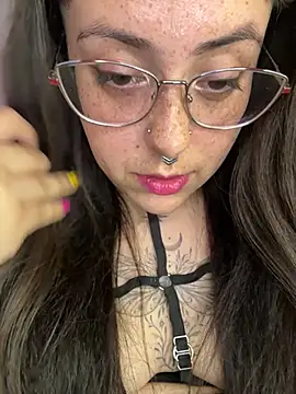 Mizztikaa online show from 02-01-25, 03:41