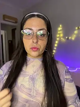 Mizztikaa online show from 04-20-26, 05:16