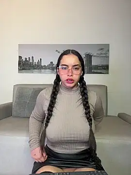 SophieRoyals online show from 05-08-26, 12:10