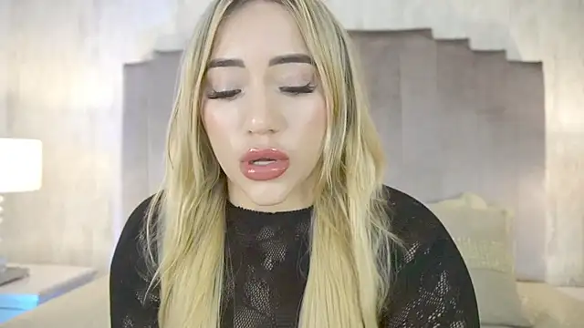 ashlyestone online show from 03-05-25, 01:52