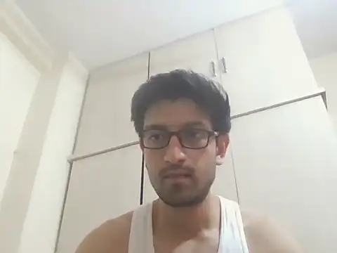 Snapshot of arjun_077 chatting on 11-18-25, 05:39 arjun 077 online show from 11-18-25, 05:39